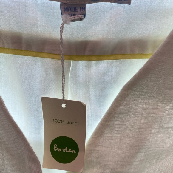 Biden NWT White Dress with Yellow Scalloped Accents - Picture 3 of 4